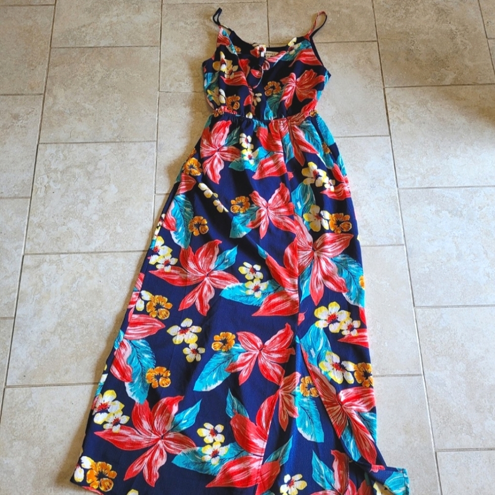 Monteau Tropical Maxi Dress